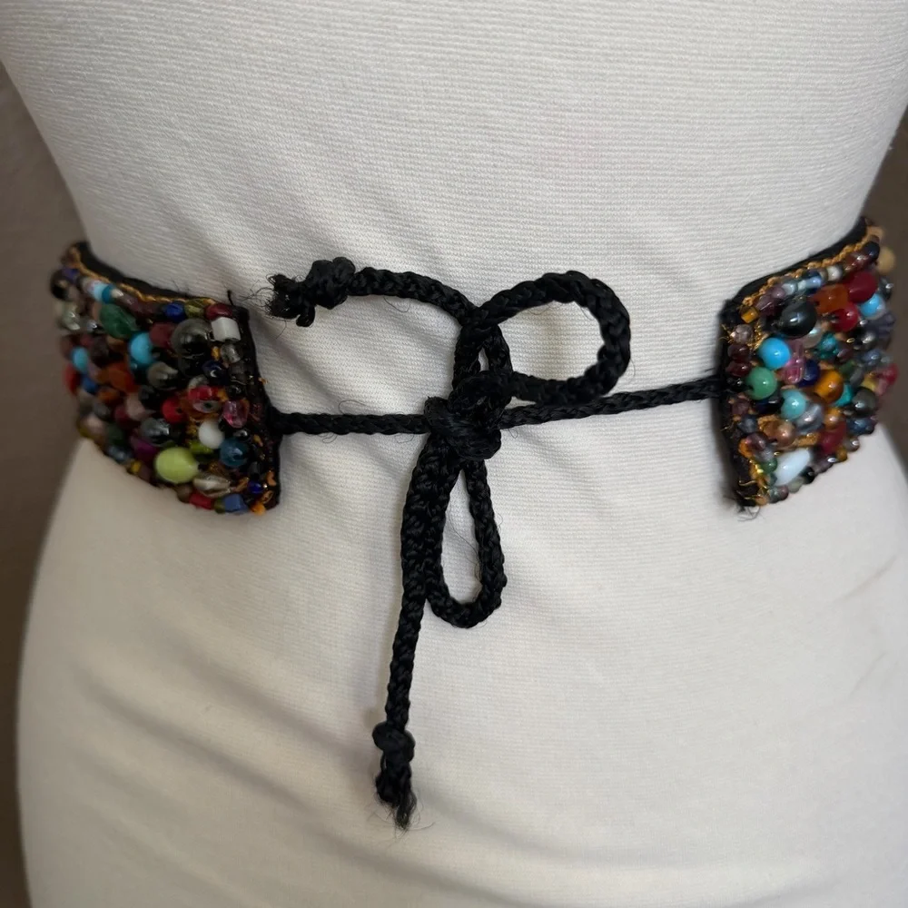 Vintage Beaded Statement Belt – Multicolor Glass Beads – Boho Artisan Style